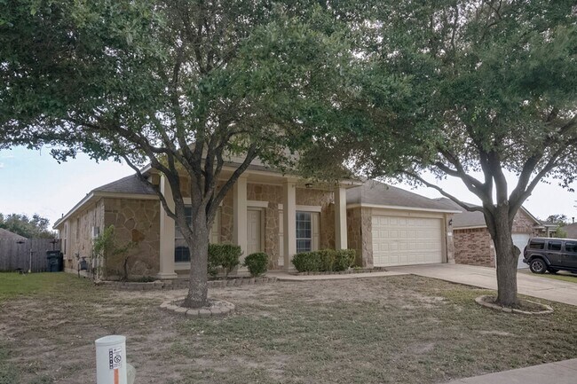 Building Photo - 1313 Honey Blossom Dr