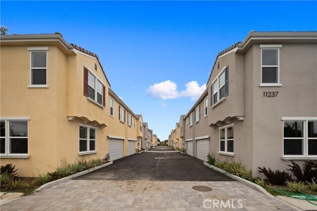 Foto del edificio - 11237 Gladhill Rd