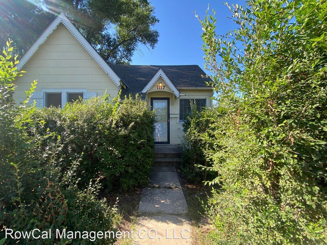 2 br, 1 bath House 1117 E. Uintah Street House Rental in Colorado