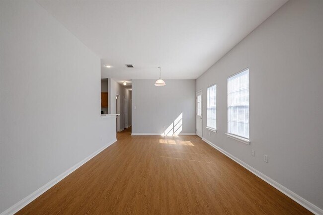 Foto del edificio - 2300 S Bagdad Rd