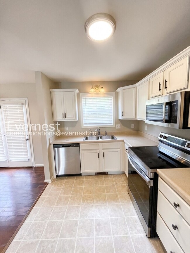 Foto del edificio - 3741 Harvest Ridge