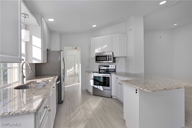 Foto del edificio - 4768 San Carlo Ct