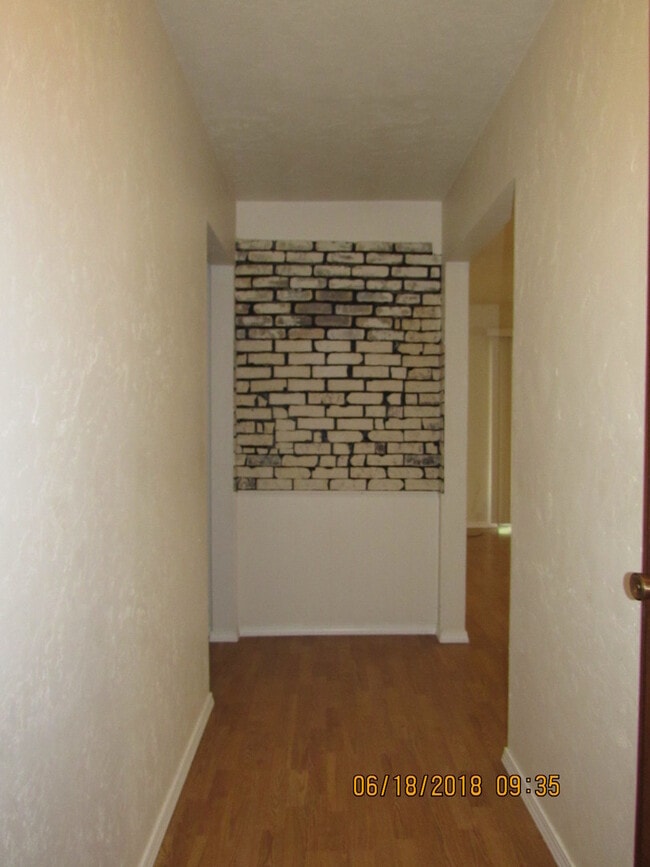 Building Photo - Great home located in Carriage Hills,