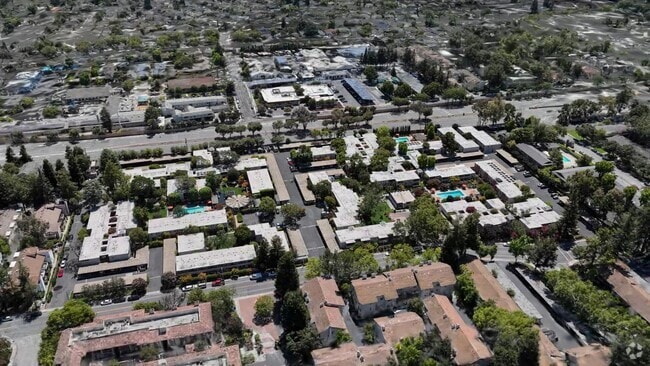  - Halford Gardens Apartments