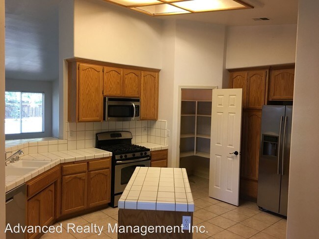 Foto del edificio - 5712 Moraga Ct
