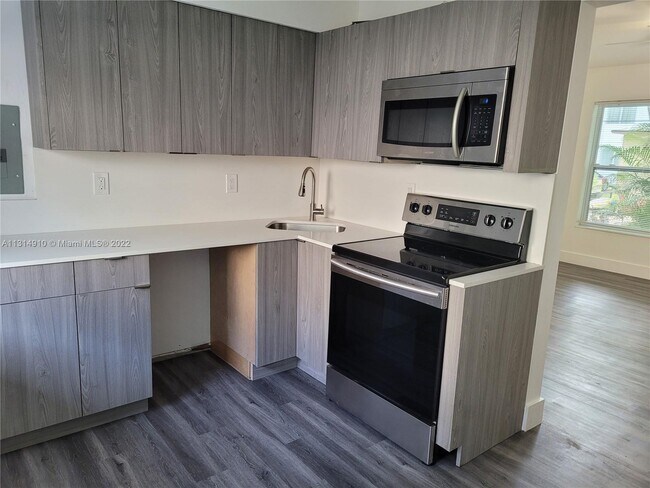 Foto del edificio - 2164 SW 26th St