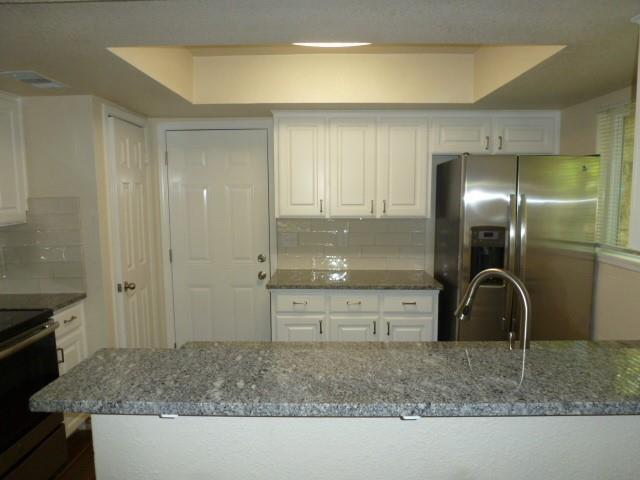 Foto del edificio - 8502 Slant Oak Dr