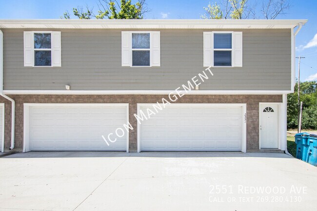 Foto del edificio - 2551 Redwood Ave
