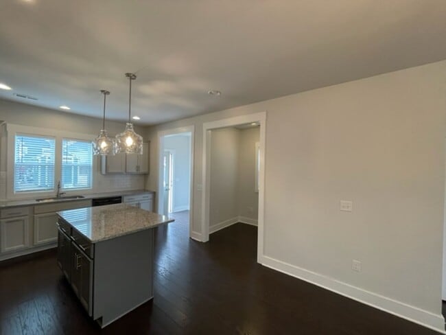 Building Photo - 1332 Big Falls Dr