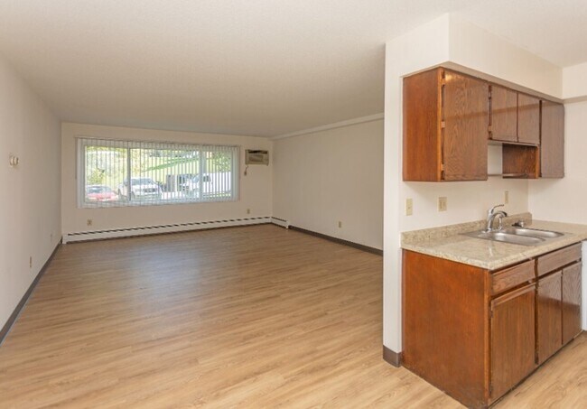 Foto del edificio - 2700-2727 Rhode Island Ave S. (Rhode Island Chateau)