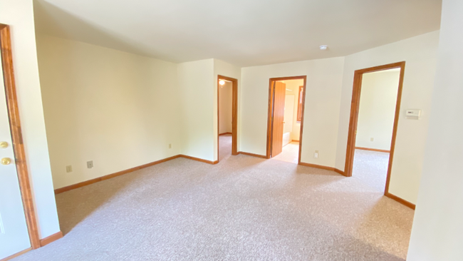 Building Photo - 4212 Menga Dr