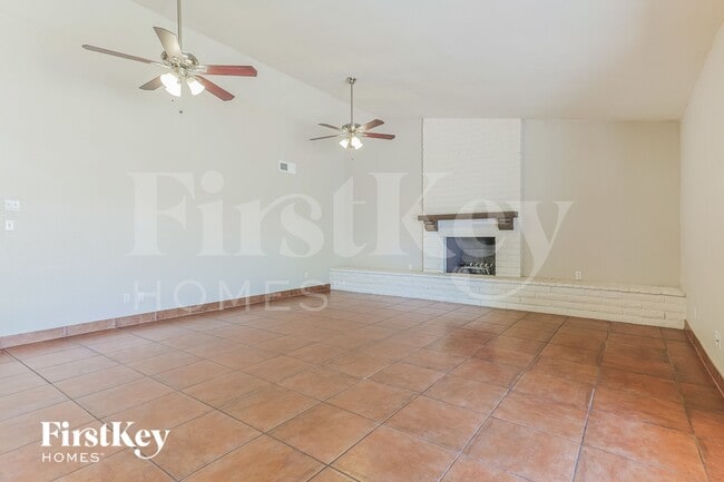 Building Photo - 2670 W McNair St