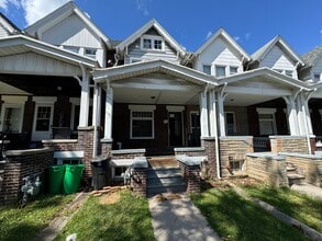 Building Photo - 717 St John St