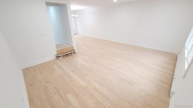 Foto del edificio - 85-40 68th Ave