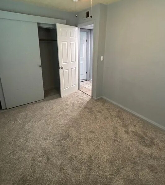 Building Photo - 2019 Fairport Ave