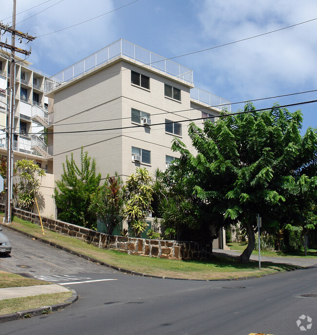 Foto del edificio - Punchbowl Plaza