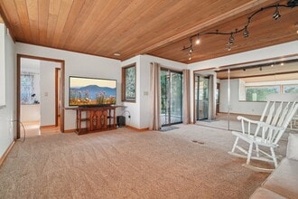 Building Photo - 5408 Sunset Ave