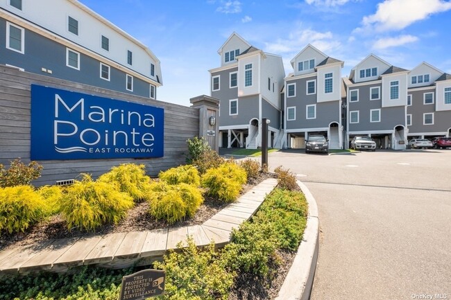 Building Photo - 141 Marina Pointe Dr