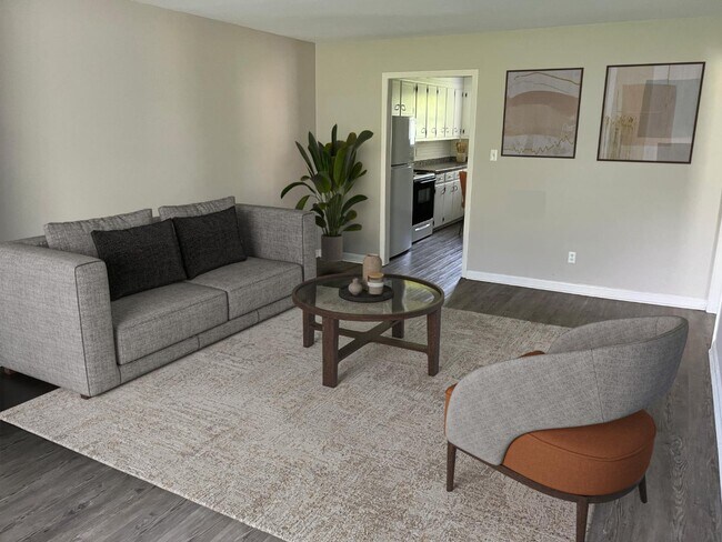 Foto del edificio - 1824 Holloway Cir