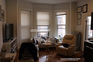 Building Photo - 229 Newbury St