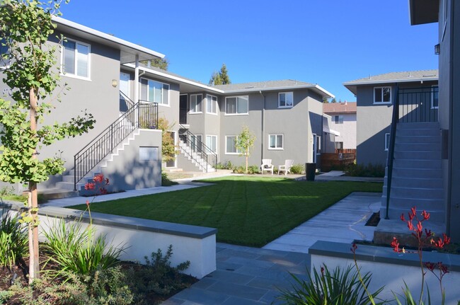 Foto del edificio - Menlo Pointe Apartments