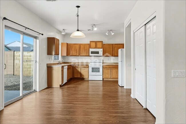 Foto del edificio - 5128 W Shumway Farm Rd