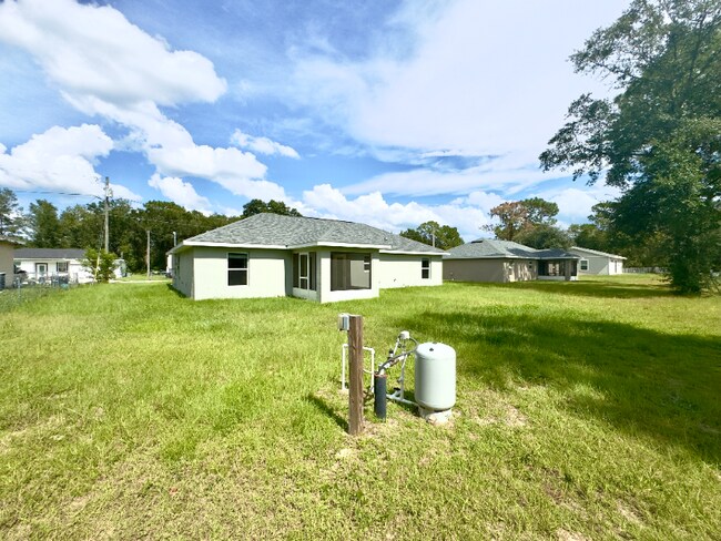 Building Photo - 40 Water Track Dr