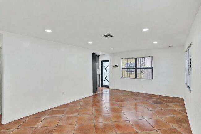 Foto del edificio - 10366 SW 172nd St