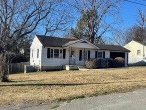 Building Photo - 130 McGee St