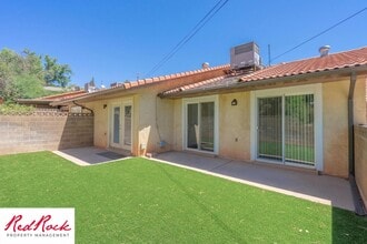 Building Photo - 75 E 300 N