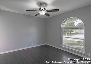 Foto del edificio - 309 Jeanette Dr