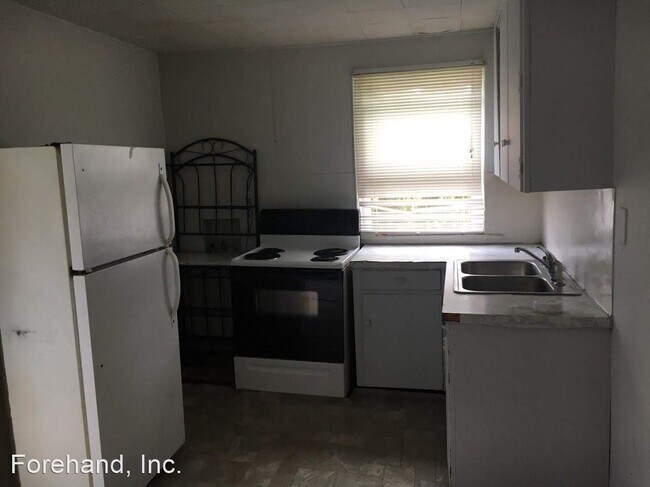 Building Photo - 1024 Cabell St