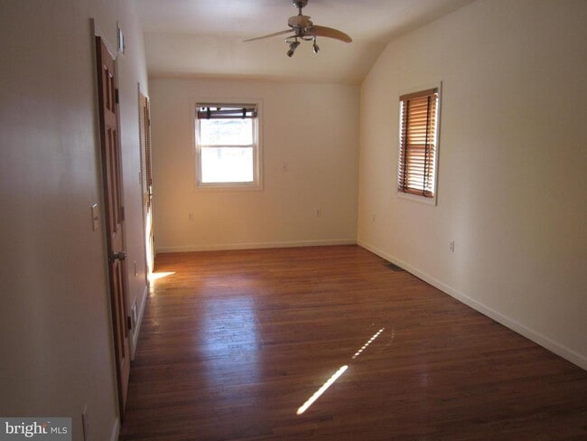 Building Photo - 690 Fulling Mill Rd