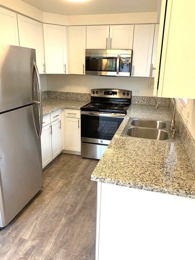 Photo - 3107 L St Townhome