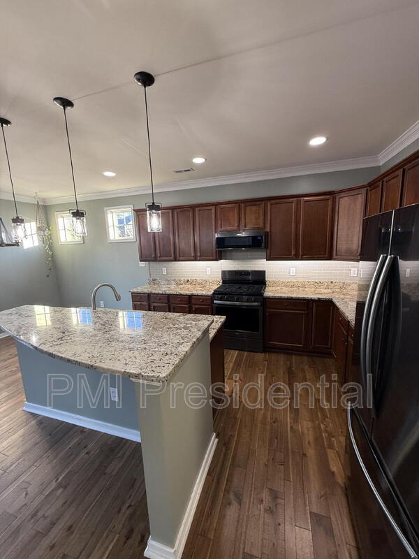 Foto del edificio - 11319 Heartleaf Pl