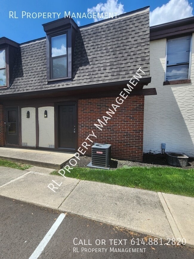 Building Photo - Cozy 2 bedroom 1.5 bathroom condo in Barce...