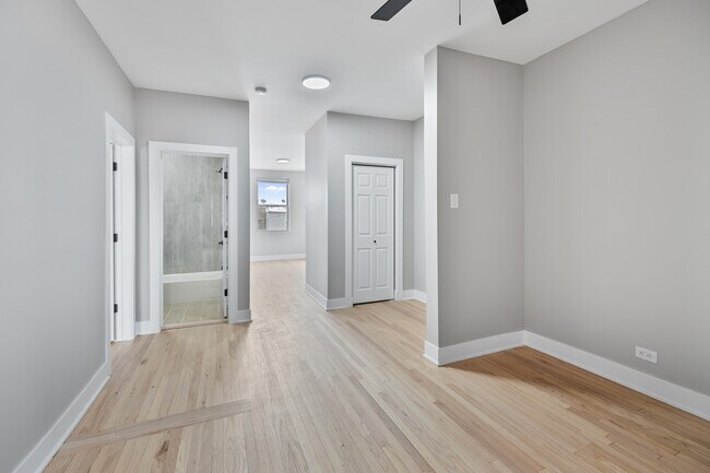 Foto del edificio - 7520 N Seeley Ave