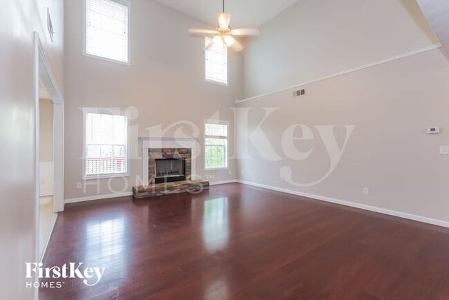 Building Photo - 1217 River Rush Ln NE