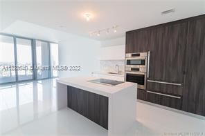 Foto principal - 1 br, 2 bath Condo - 851 NE 1st Ave Amazin...