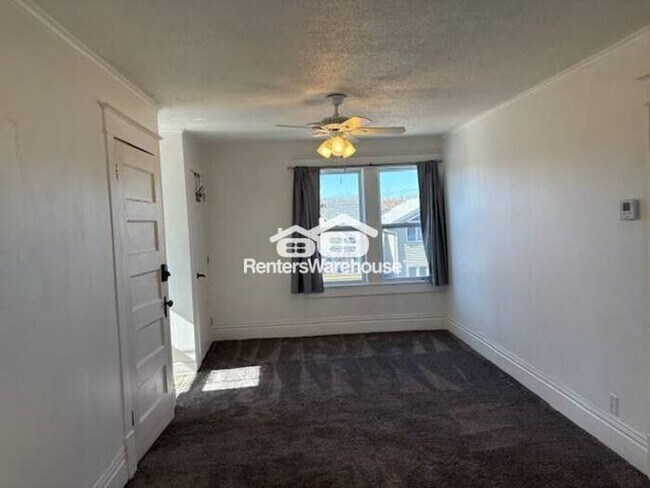 Foto del edificio - Available now - Spacious 1 Bedroom 1 Bath Upper Level Duplex in South Saint Paul