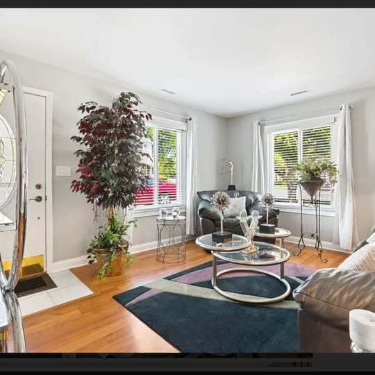 Foto del edificio - 824 Minnesota Cir