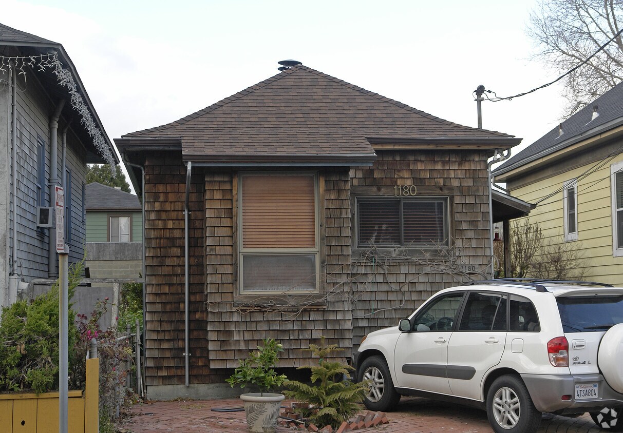 Foto del edificio - 1180 53rd St