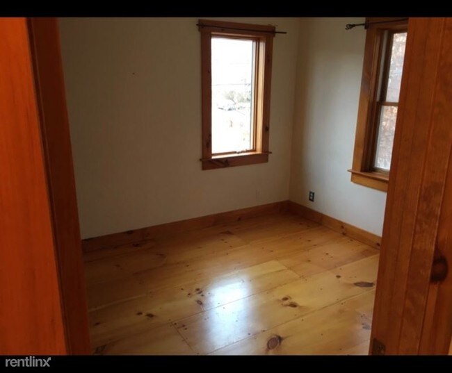 2 Crescent St, Randolph, VT 05060 Room for Rent in Randolph, VT