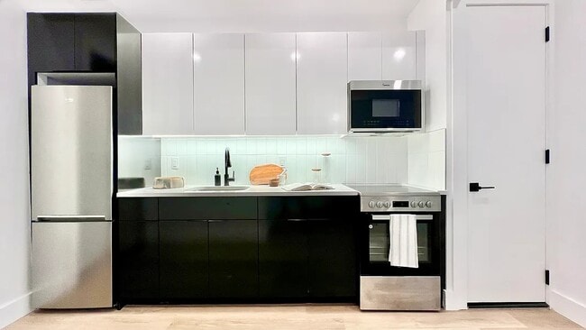 Photo - 1042 President St Apartment