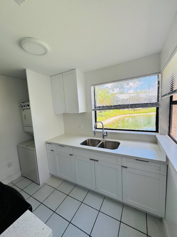 Foto del edificio - 1021 Adams Ave