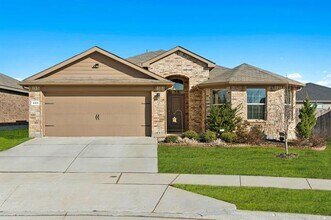 Building Photo - 421 Houndstooth Dr