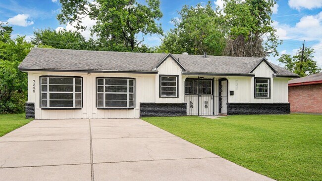 Foto del edificio - 7329 Gleason Rd