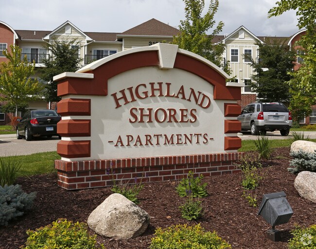 Highland Shores Apartments Rentals Chaska, MN