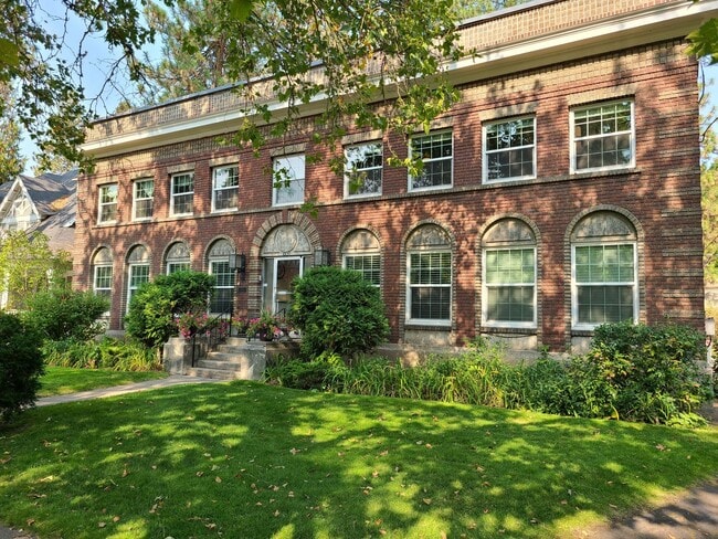 Foto del edificio - 2230 W Pacific Ave