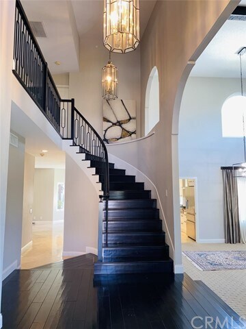 Building Photo - 25462 Nottingham Ct